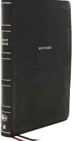 9780785238201 Giant Print Center Column Reference Bible Comfort Print