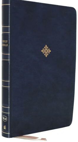 9780785238409 Giant Print Center Column Reference Bible Comfort Print